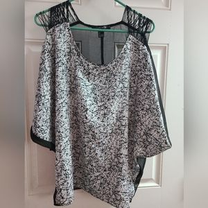 Forever 21 Sheer‎ Blouse Black and White Top with String Sleeves